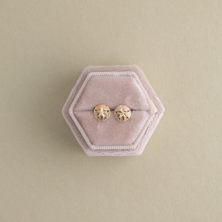 Yellow Gold Sand Dollar Earrings Studs