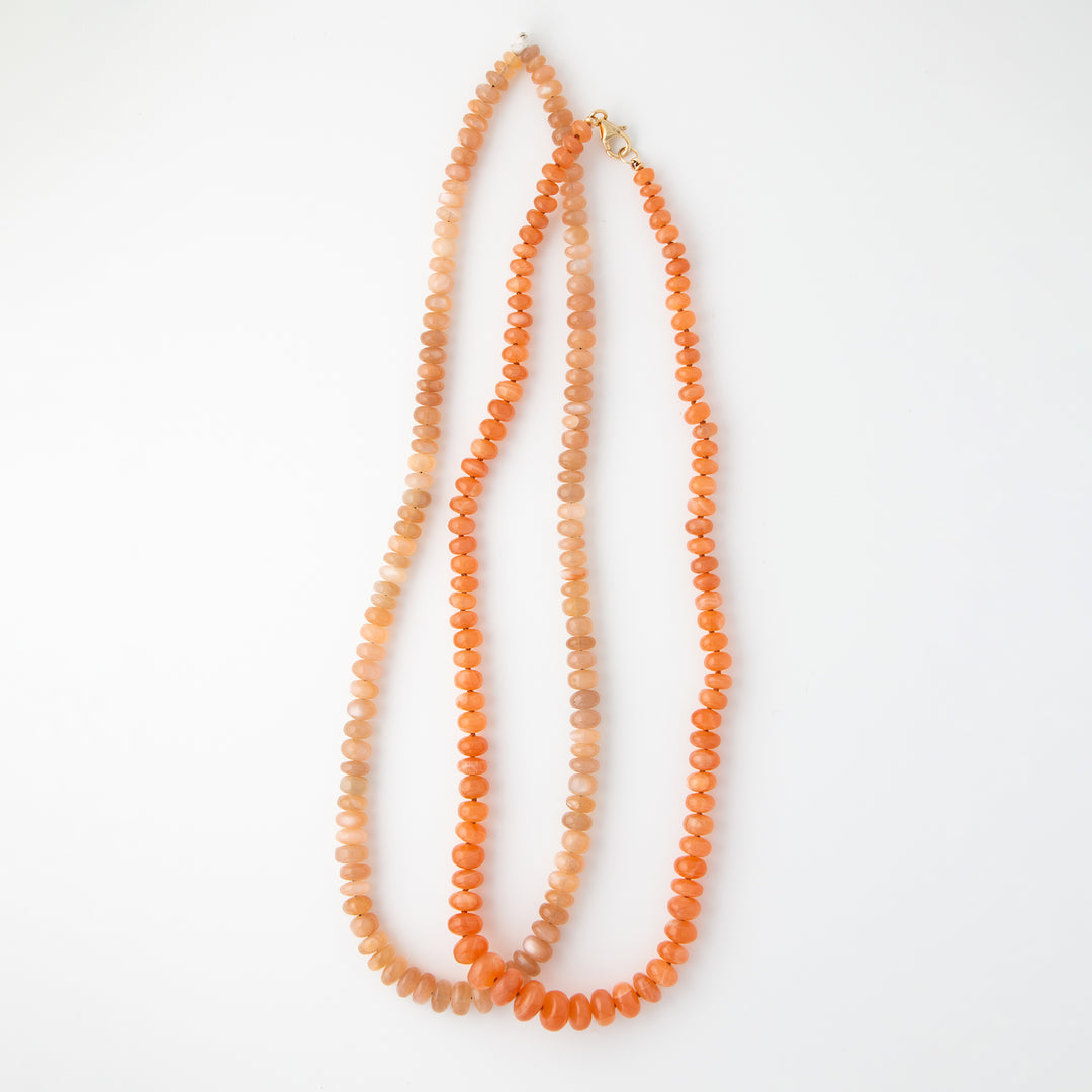 Luna Naranja — Peach Moonstone Necklace