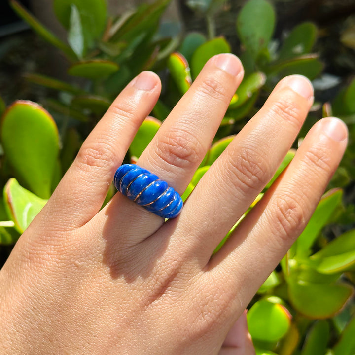 Vintage Carved Lapis Lazuli & 14k Yellow Gold Ring