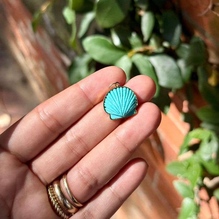 Sea Shell — Turquoise Carving with 14k gold